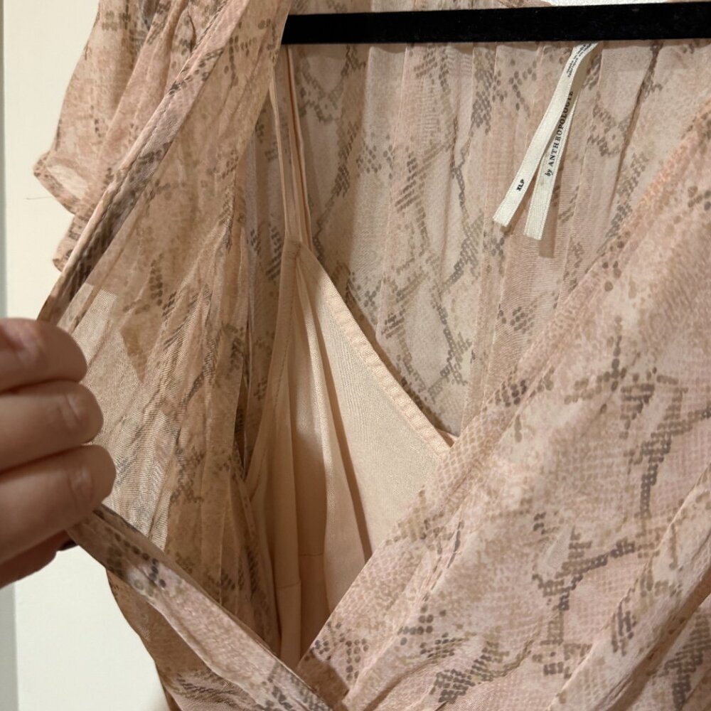 🌸 Anthropologie V-Neck Flutter-Sleeve Tiered Midi Dress – Pink Snakeskin Print - Picture 10 of 15